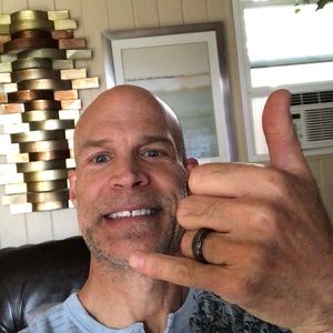 Meet your Posher, Cameron